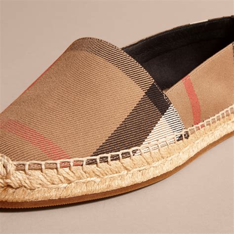 Burberry Espadrilles for Women 